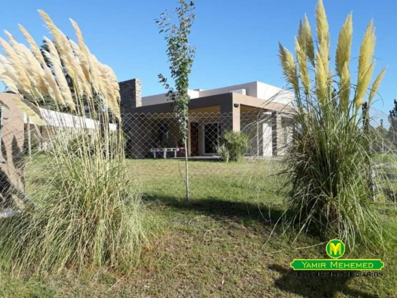 Foto Casa en Venta en Monte Hermoso, Buenos Aires - U$D 220.000 - pix65406915 - BienesOnLine