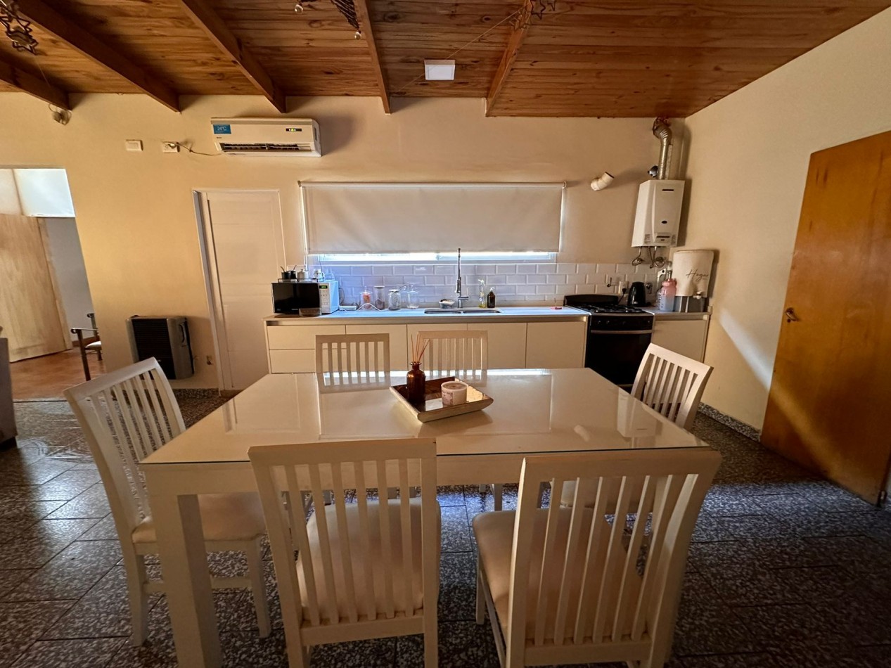 CASA DE 3 DORMITORIOS EN VENTA