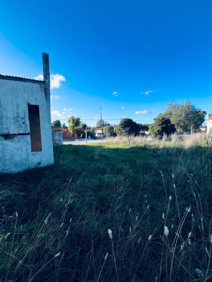 HERMOSA ESQUINA EN ORIENTE (EX-AGROSERVICE ESSO)