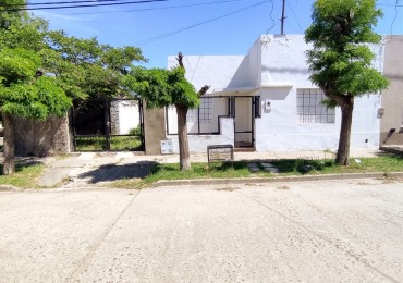 HERMOSA CASA EN ESQUINA