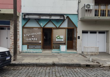 LOCAL CENTRICO CON CASA